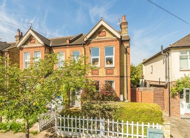 Properties for sale in Chesham Road - KT1 3AQ view1