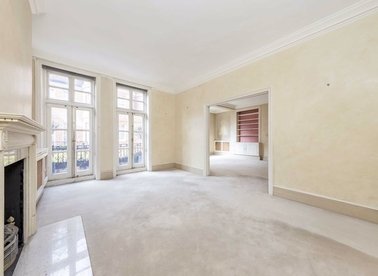Properties sold in Cheyne Court - SW3 5TT view1