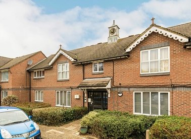 Properties for sale in Chichester Close - TW12 3QJ view1