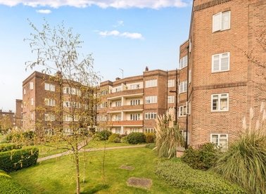 Properties for sale in Chiswick Village - W4 3DF view1