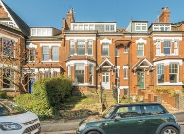 Properties sold in Church Crescent - N10 3NA view1