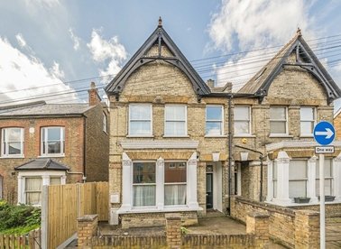 Properties for sale in Church Road - KT1 3DJ view1