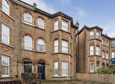 Properties for sale in Church Road - NW4 4DU view1