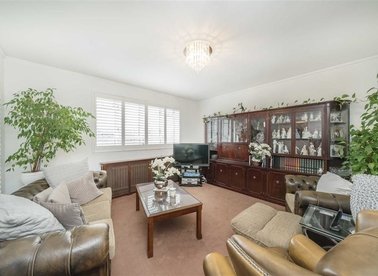 Properties for sale in Churchill Gardens - SW1V 3DP view1