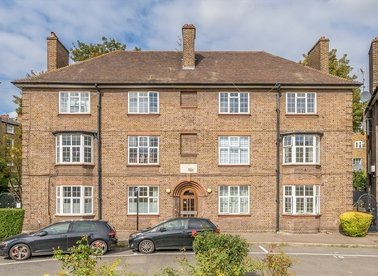 Properties for sale in Claremont Close - N1 9LT view1