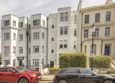 Properties sold in Clarendon Road - W11 1SA view1