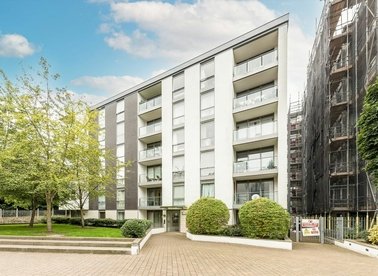 Properties for sale in Clayponds Lane - TW8 0GW view1