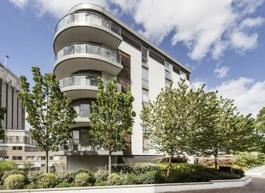 Properties for sale in Clayponds Lane - TW8 0GX view1