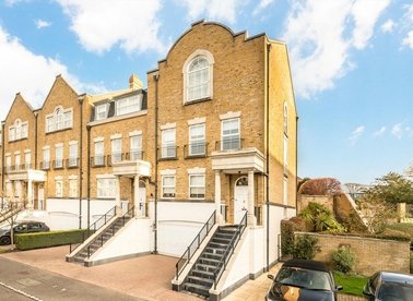 Clearwater Place, Surbiton, KT6
