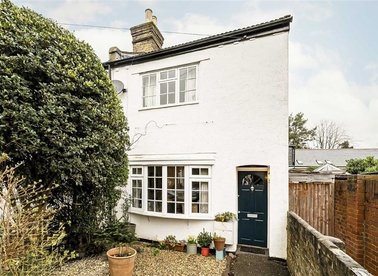 Properties for sale in Clifton Road - TW11 8SW view1