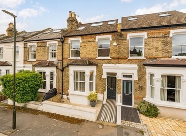 Properties for sale in Cochrane Road - SW19 3QP view1