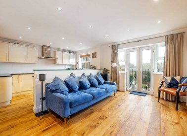 Properties for sale in Collard Place - NW1 8DU view1
