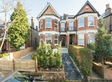 Properties for sale in Colney Hatch Lane - N10 1EA view1
