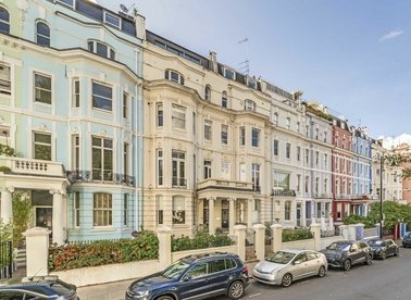 Properties for sale in Colville Terrace - W11 2BE view1
