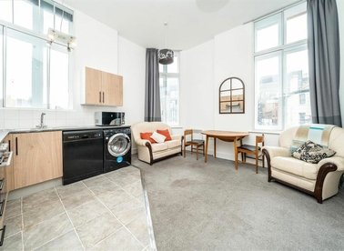 Properties for sale in Commercial Road - E1 0HJ view1