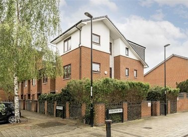 Properties for sale in Concorde Way - SE16 2PZ view1