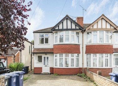 Properties for sale in Conway Crescent - UB6 8JA view1