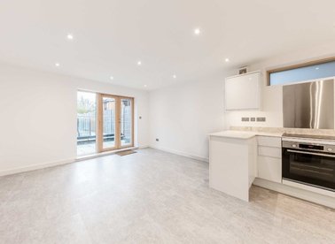 Properties for sale in Conyers Road - SW16 6LT view1