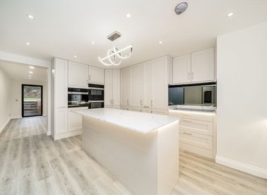 Properties for sale in Coolhurst Road - N8 8EP view1