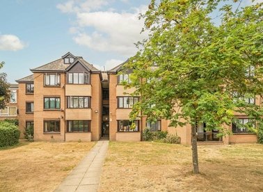 Properties for sale in Coombe Lane West - KT2 7DX view1