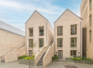 Properties for sale in Coombe Road - KT3 4PX view1