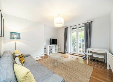 Properties for sale in Copenhagen Street - N1 0JE view1