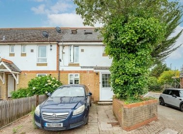 Copper Mill Drive, Isleworth, TW7