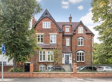 Properties for sale in Copse Hill - SW20 0NA view1