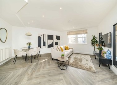 Properties for sale in Coral Row - SW11 3UF view1
