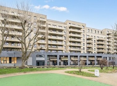 Properties for sale in Corbet Gardens - W3 8PQ view1