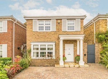 Cotswold Close, Kingston Upon Thames, KT2