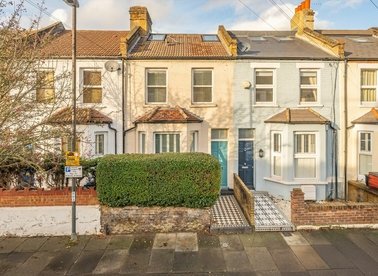 Properties for sale in Cowper Road - SW19 1AB view1