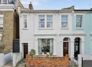 Properties for sale in Cowper Road - W3 6PZ view1