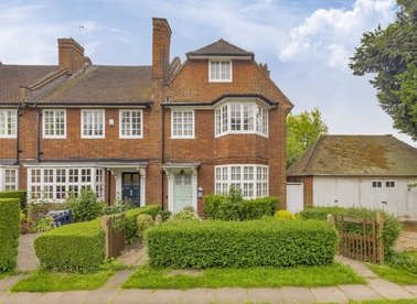 Properties for sale in Muswell Hill, London | Dexters Estate Agents