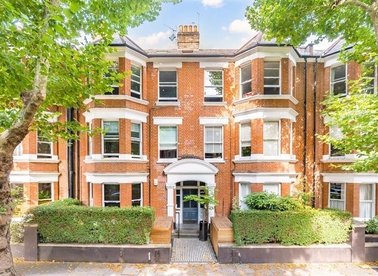 Properties for sale in Cranworth Gardens - SW9 0NT view1