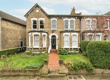 Properties for sale in Crescent Way - SE4 1QL view1