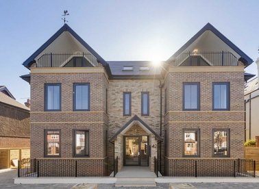 Properties for sale in Creswick Road - W3 9HF view1