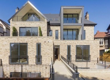 Properties for sale in Creswick Road - W3 9HF view1