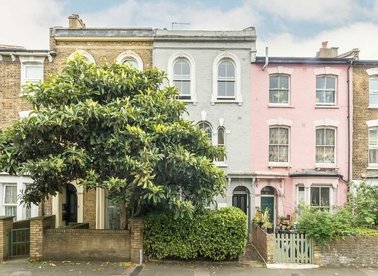 Properties for sale in Cricketfield Road - E5 8NS view1