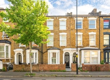 Properties for sale in Cricketfield Road - E5 8NS view1