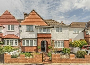 Properties for sale in Cricklade Avenue - SW2 3HE view1