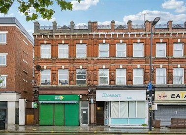 Properties for sale in Cricklewood Broadway - NW2 3JX view1