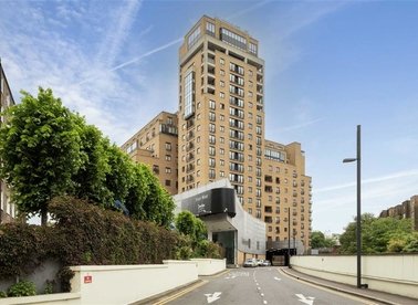 Properties for sale in Cromwell Road - SW7 4XN view1