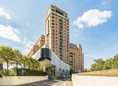 Properties for sale in Cromwell Road - SW7 4XN view1