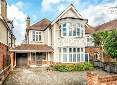 Cromwell Road, Teddington, TW11