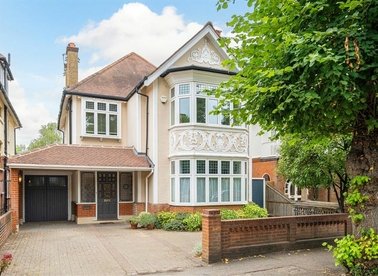Properties for sale in Cromwell Road - TW11 9EL view1