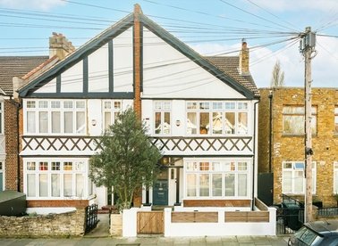 Properties for sale in Crowborough Road - SW17 9QF view1