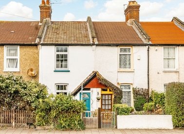 Properties for sale in Crown Lane - SM4 5BU view1