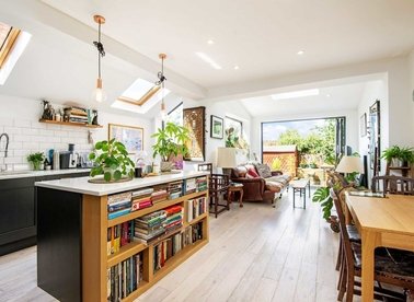 Properties for sale in Crownhill Road - NW10 4EB view1