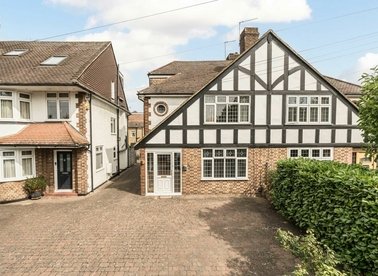 Properties for sale in Croysdale Avenue - TW16 6QN view1
